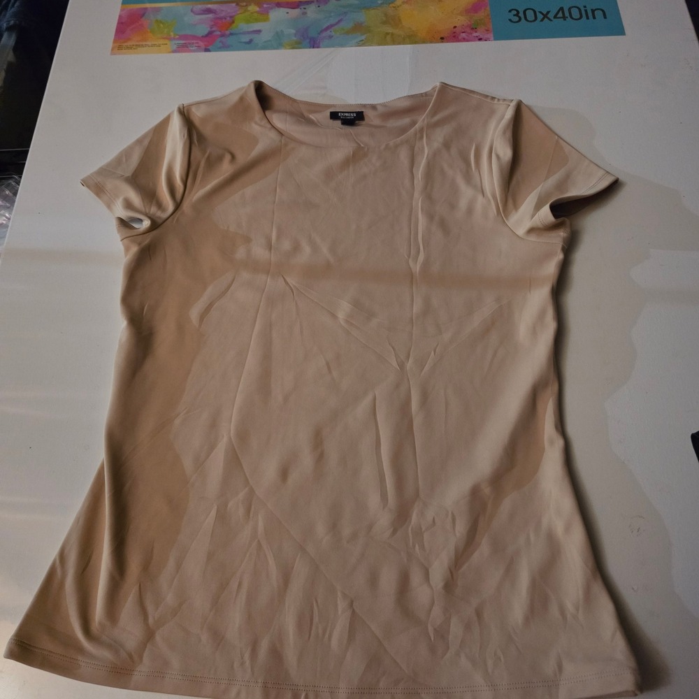 Express Body Contour Tan Short Sleeve Crew Neck Tee Shirt Large 14682